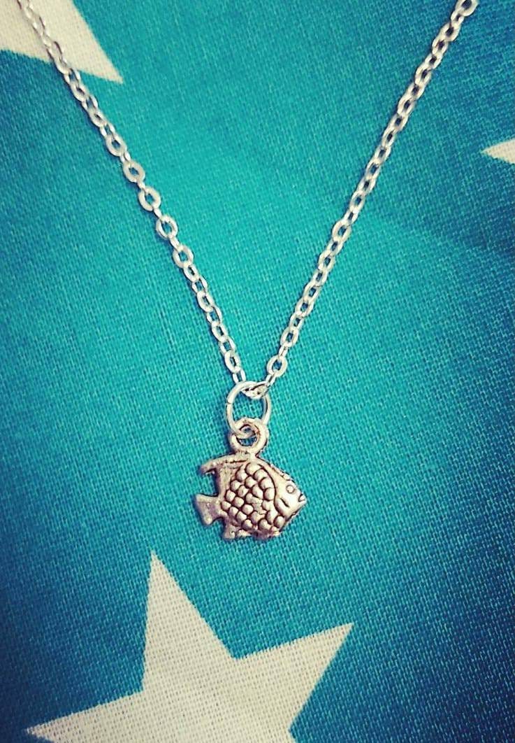 Fish, Sealife necklace and earrings.