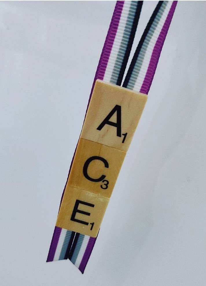 Asexual Pride Christmas Tree Hanger