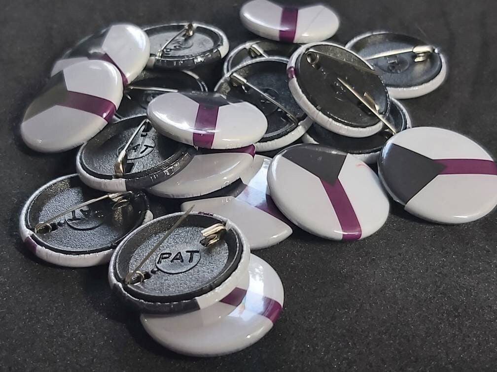 Demisexual pride lgbtqi+ pride pin